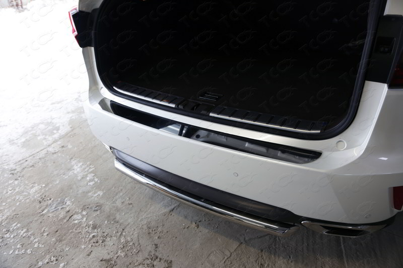 LEXUS RX200t/RX300/RX350/RX450h (AL20) 2015- (F-Sport) Накладка на задний бампер (лист зеркальный) Обвес для LEXUS RX200t/RX300/RX350/RX450h (AL20) 2015- (F-Sport) Накладка на задний бампер (лист зеркальный)