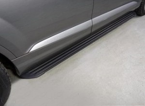 Обвес для AUDI Q7 2015- Пороги алюминиевые Slim Line Black 2020 мм