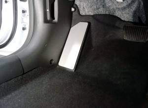 Обвес для HYUNDAI Sonata 2020- Накладка площадки левой ноги (лист алюминий 4мм)