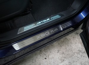 Обвес для JETOUR X90 Plus 2WD 2023 Накладки на пороги (лист шлифованный надпись X90 Plus) 2шт