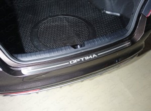 Обвес для KIA Optima 2017- Накладка на задний бампер (лист шлифованный надпись OPTIMA)