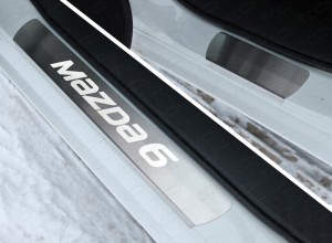Обвес для MAZDA 6 2015-2018 Накладки на пороги (лист шлифованный надпись Mazda)
