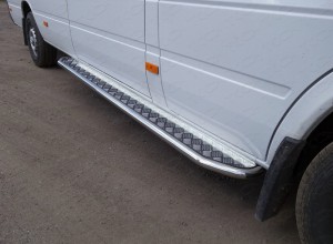 Обвес для MERCEDES-BENZ Sprinter Classic (W905) 2014- Порог с площадкой 42,4 мм