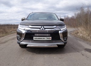 Обвес для MITSUBISHI Outlander 2015-2018 Решётка радиатора верхняя 12 мм