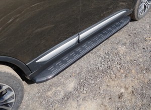 Обвес для MITSUBISHI Outlander 2015-2018 Пороги алюминиевые с пластиковой накладкой (карбон черные) 1720 мм