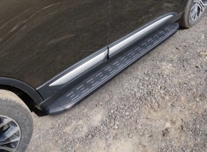 Обвес для MITSUBISHI Outlander 2018- Пороги алюминиевые с пластиковой накладкой (карбон черные) 1720 мм