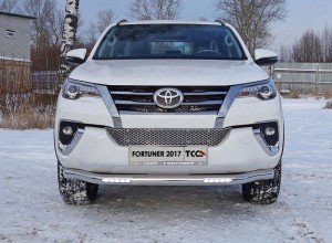 Обвес для TOYOTA Fortuner 2017- Защита передняя нижняя (с ДХО) 76,1 мм