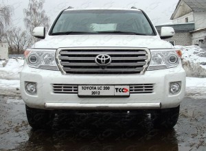 Обвес для TOYOTA Land Cruiser 200 2012-2015 Решётка радиатора 16 мм