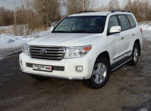 Обвес для TOYOTA Land Cruiser 200 2012-2015 Защита передняя нижняя (длинная) 75х42 мм