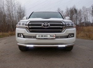 Обвес для TOYOTA Land Cruiser 200 2015- (кроме EXECUTIVE) Решётка радиатора 12 мм