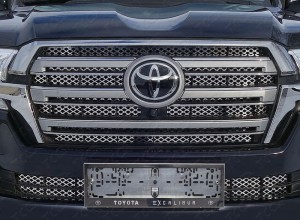 Обвес для TOYOTA Land Cruiser 200 EXCALIBUR 2017- Решетка радиатора верхняя (лист)