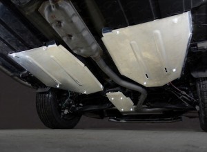 Обвес для SUBARU Outback 2021- Защита бака левая (алюминий) 4мм для Subaru Outback 2021-